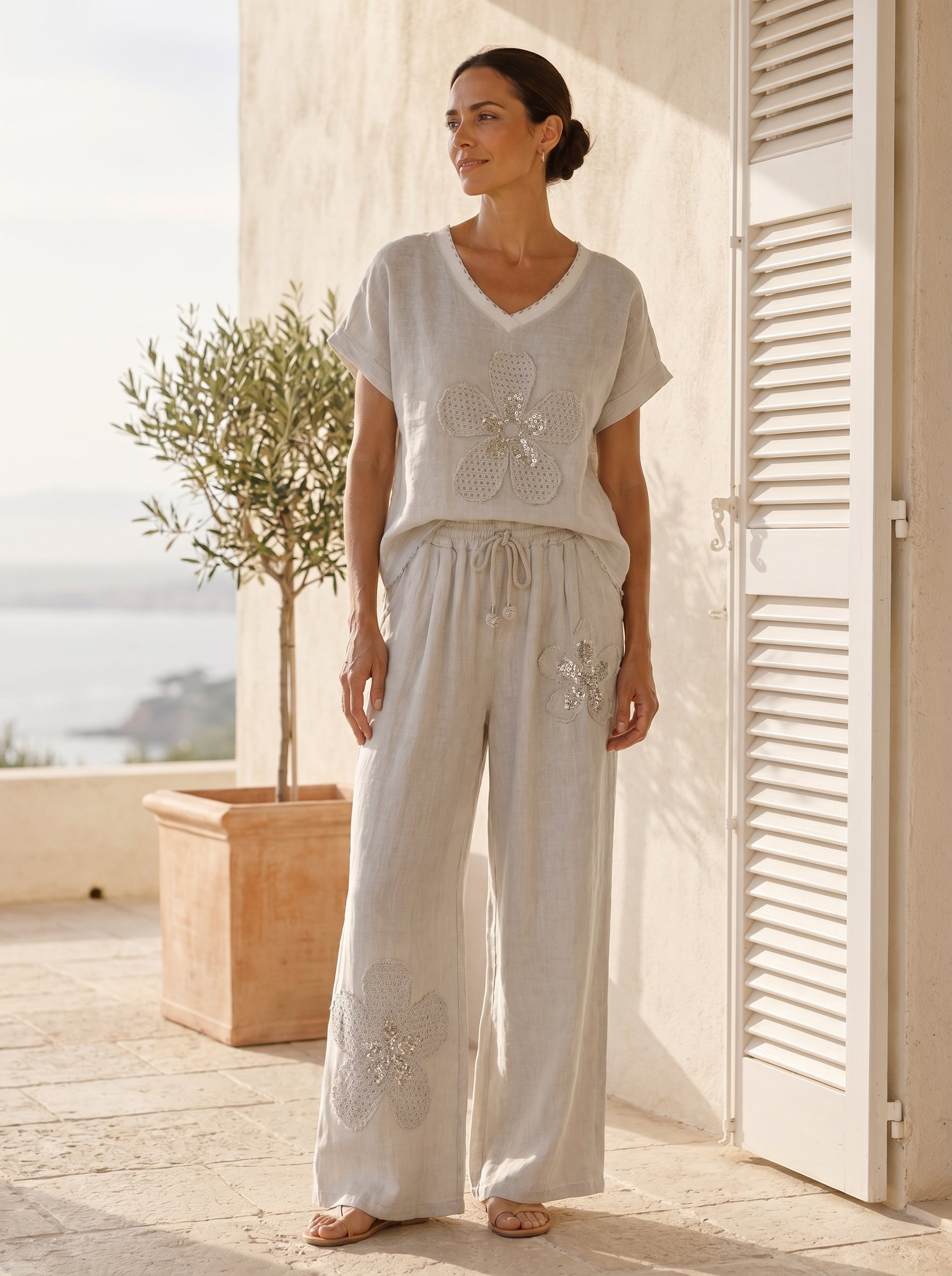 Daisy italian Linen Sequin Flower Pant